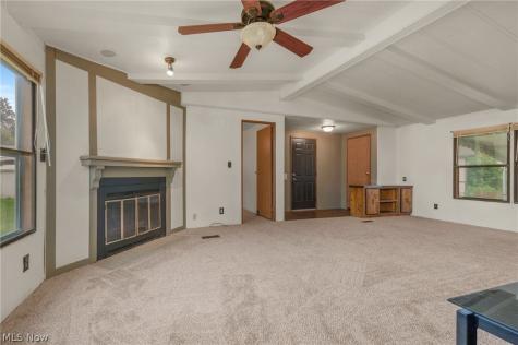 12 Overland Drive Olmsted Twp OH 44138