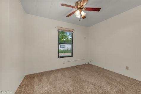 12 Overland Drive Olmsted Twp OH 44138