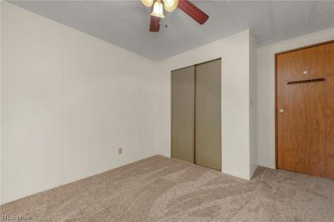 12 Overland Drive Olmsted Twp OH 44138