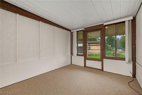 12 Overland Drive Olmsted Twp OH 44138