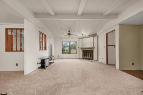 12 Overland Drive Olmsted Twp OH 44138