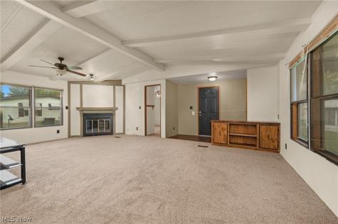 12 Overland Drive Olmsted Twp OH 44138