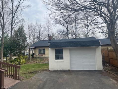 2877 Bailey Road Cuyahoga Falls OH 44221
