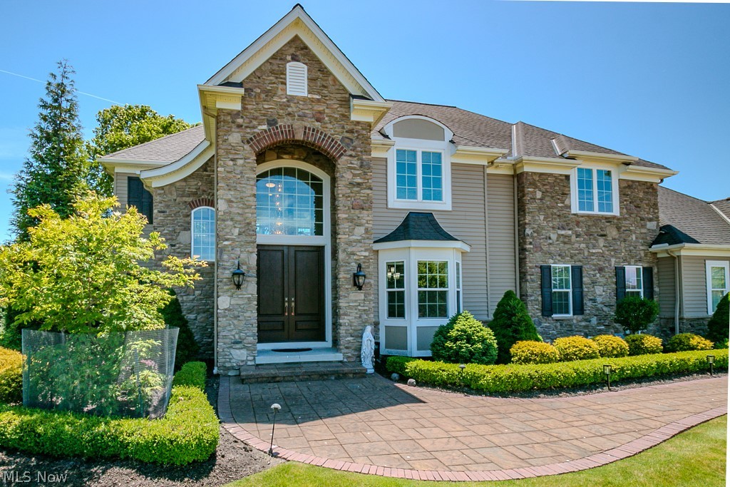 6300 Ox Ridge Trail Highland Heights OH 44143