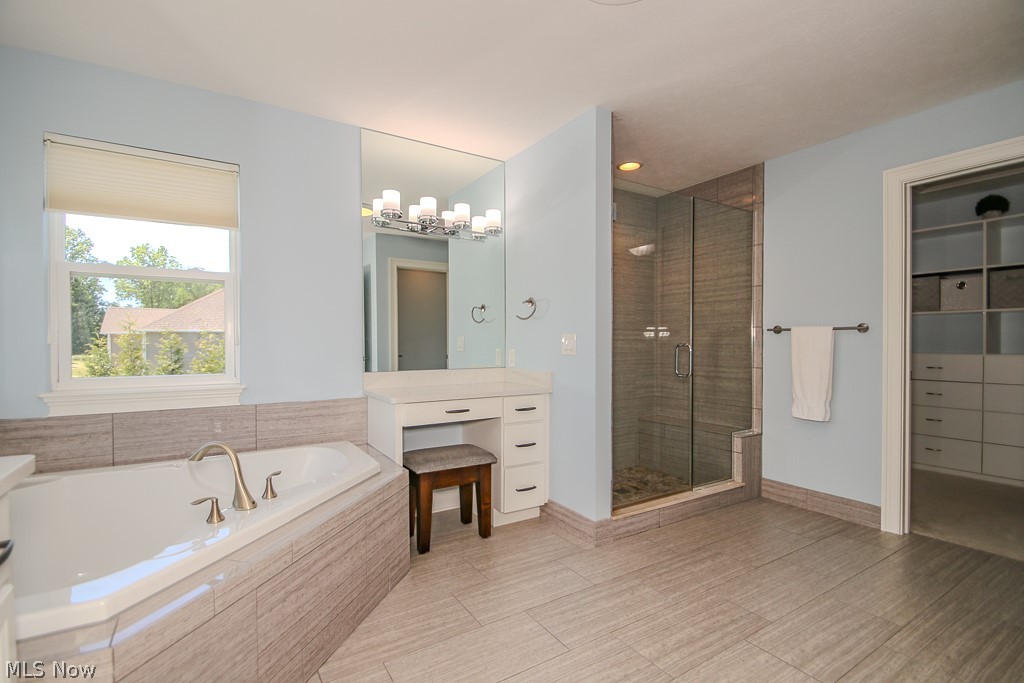 6300 Ox Ridge Trail Highland Heights OH 44143