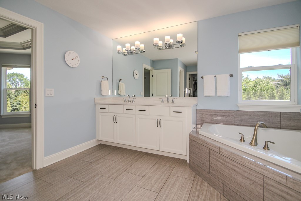 6300 Ox Ridge Trail Highland Heights OH 44143