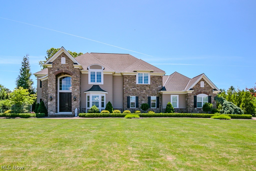 6300 Ox Ridge Trail Highland Heights OH 44143