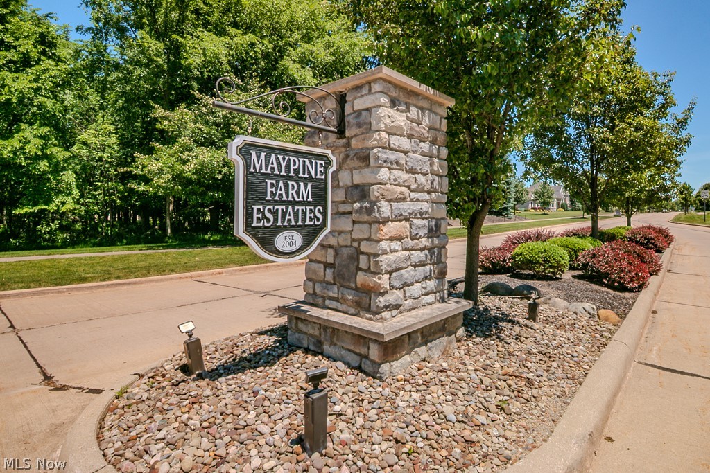 6300 Ox Ridge Trail Highland Heights OH 44143
