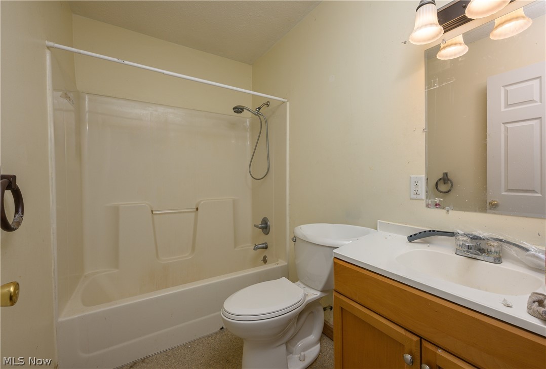 8200 Cutler Road SW Sherrodsville OH 44675