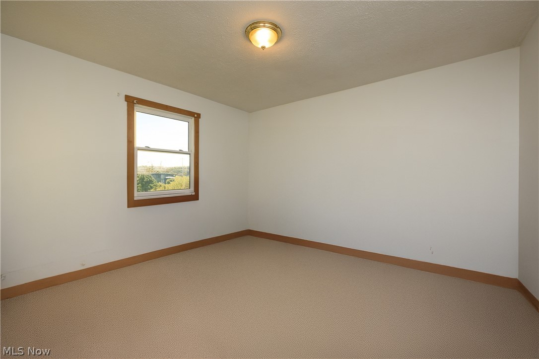 8200 Cutler Road SW Sherrodsville OH 44675
