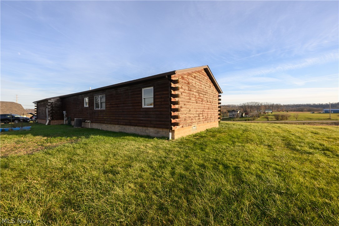 8200 Cutler Road SW Sherrodsville OH 44675