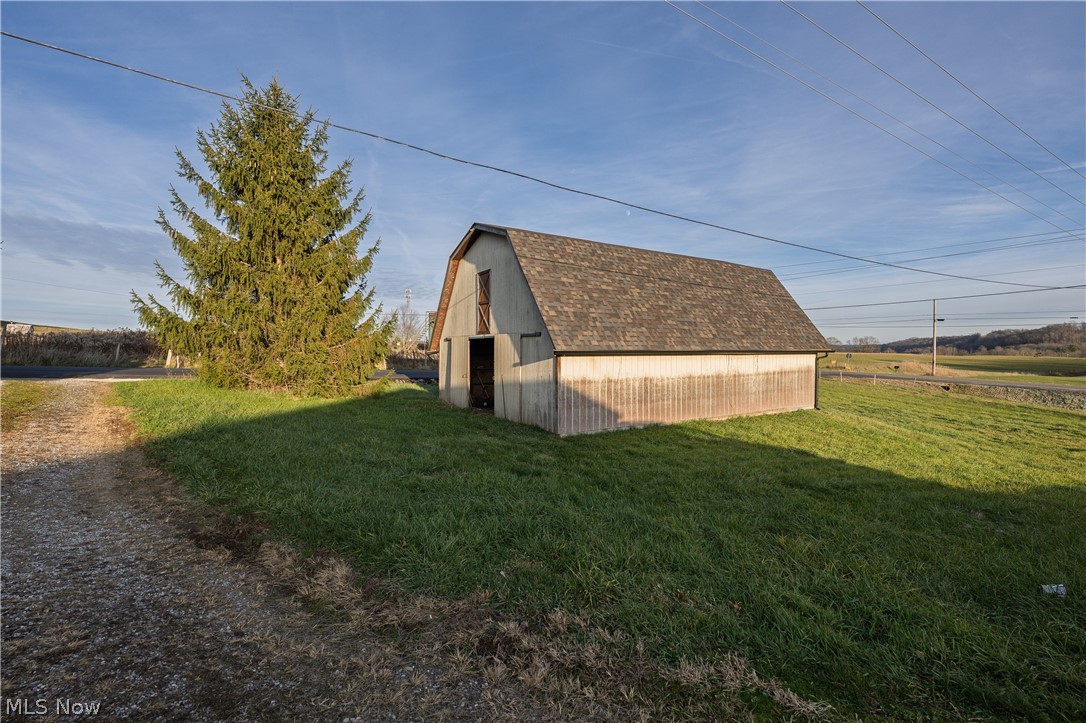 8200 Cutler Road SW Sherrodsville OH 44675
