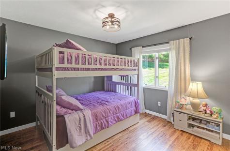 573 W Mohawk Drive Malvern OH 44644
