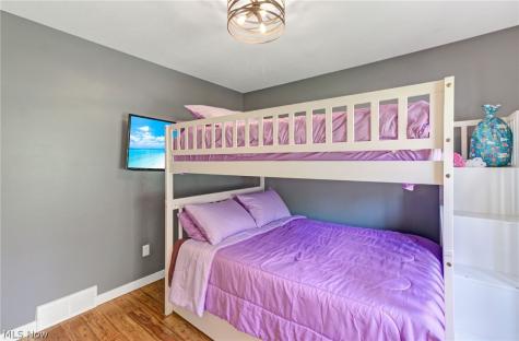 573 W Mohawk Drive Malvern OH 44644