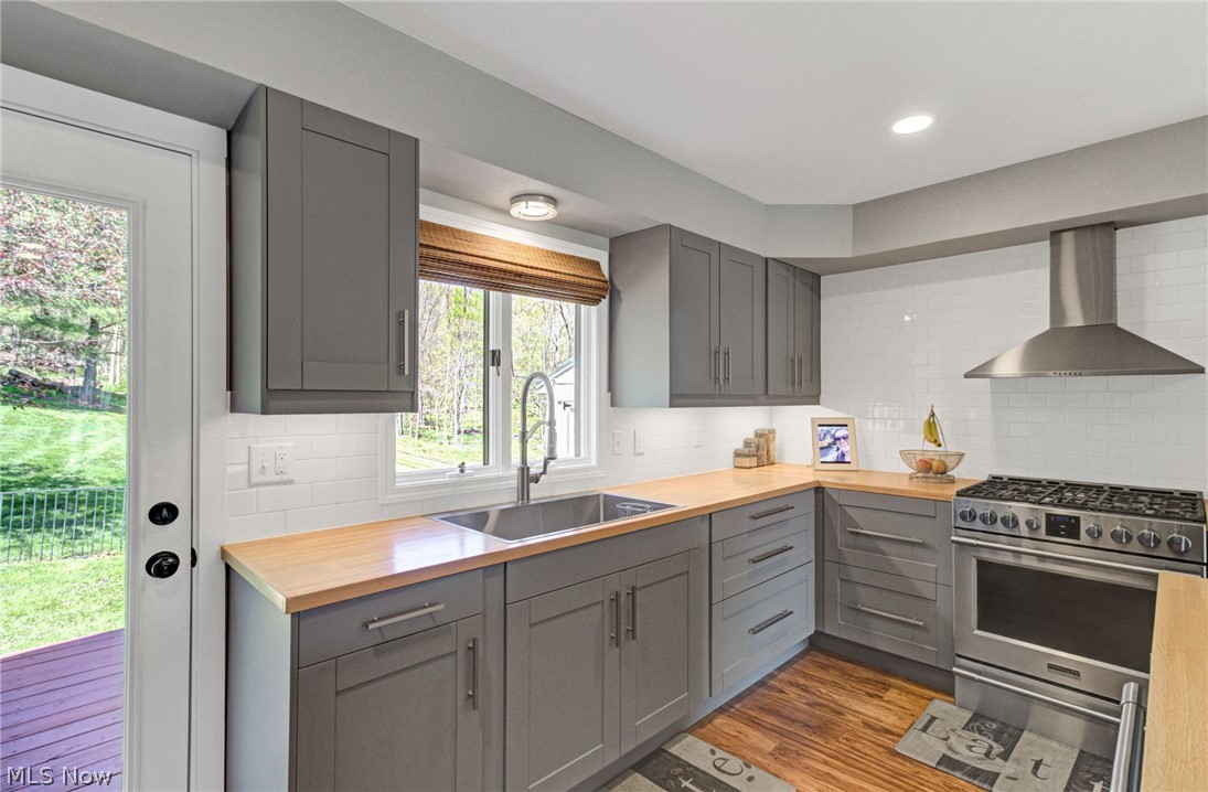 573 W Mohawk Drive Malvern OH 44644