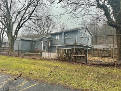 405 Gween Drive Malvern OH 44644