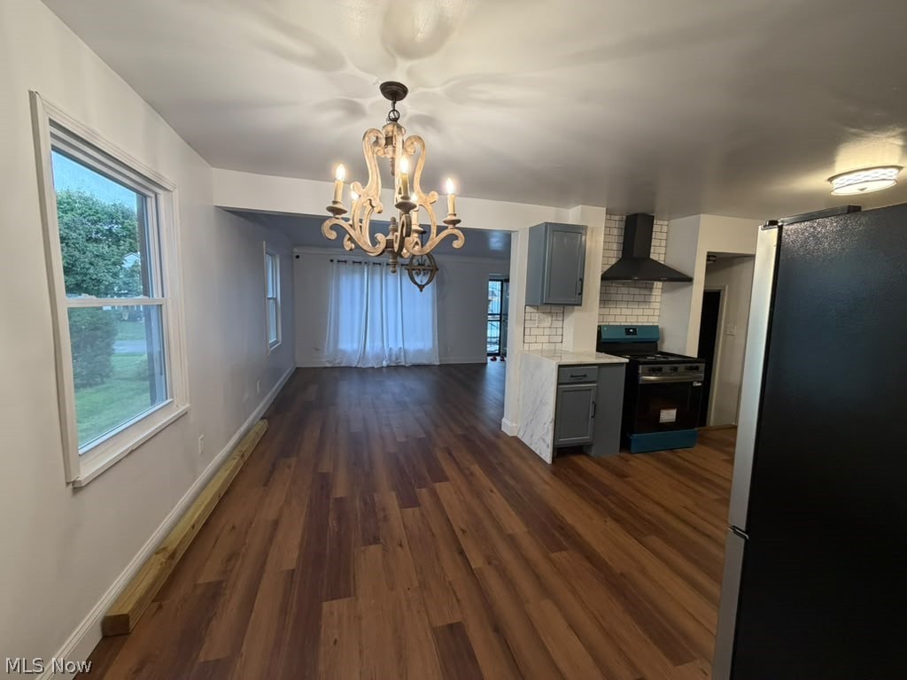 3957 Strandhill Road Cleveland OH 44128