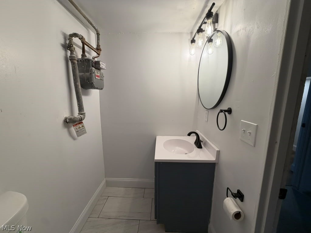 3957 Strandhill Road Cleveland OH 44128