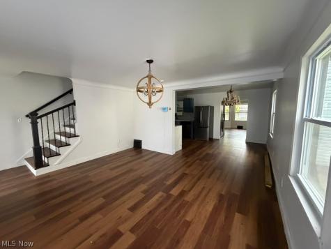 3957 Strandhill Road Cleveland OH 44128