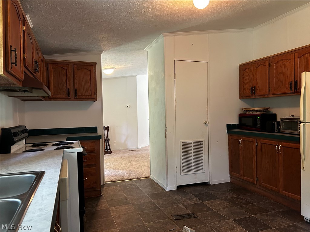 7190 Township Road 58 NE Somerset OH 43783