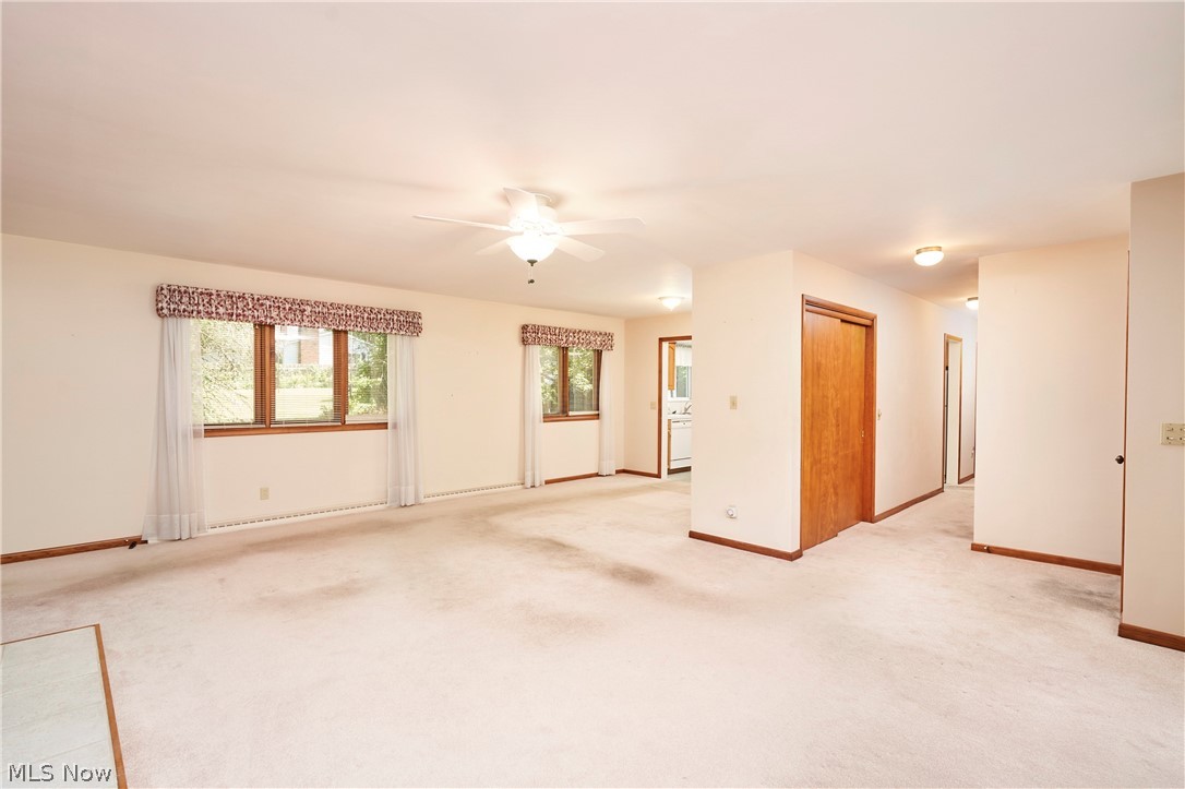 299 W Caston Road New Franklin OH 44319