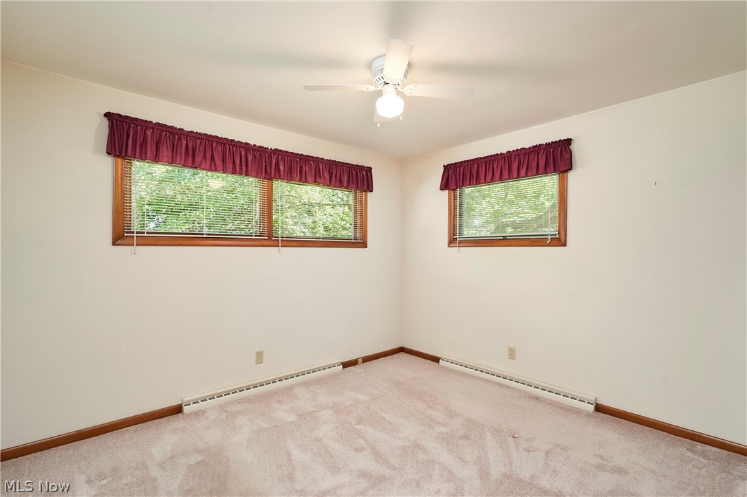 299 W Caston Road New Franklin OH 44319