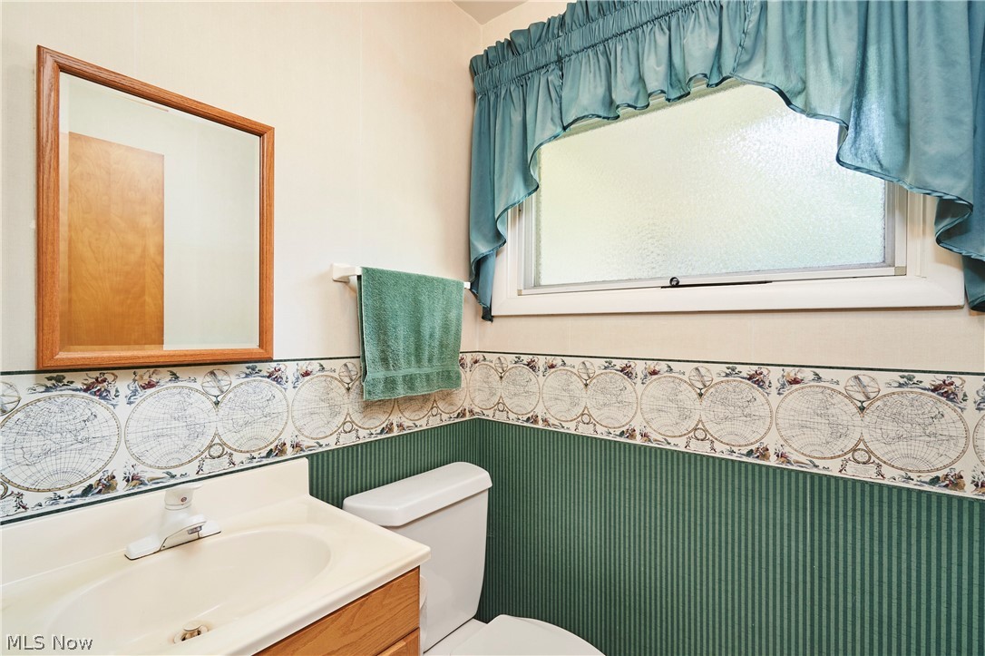 299 W Caston Road New Franklin OH 44319