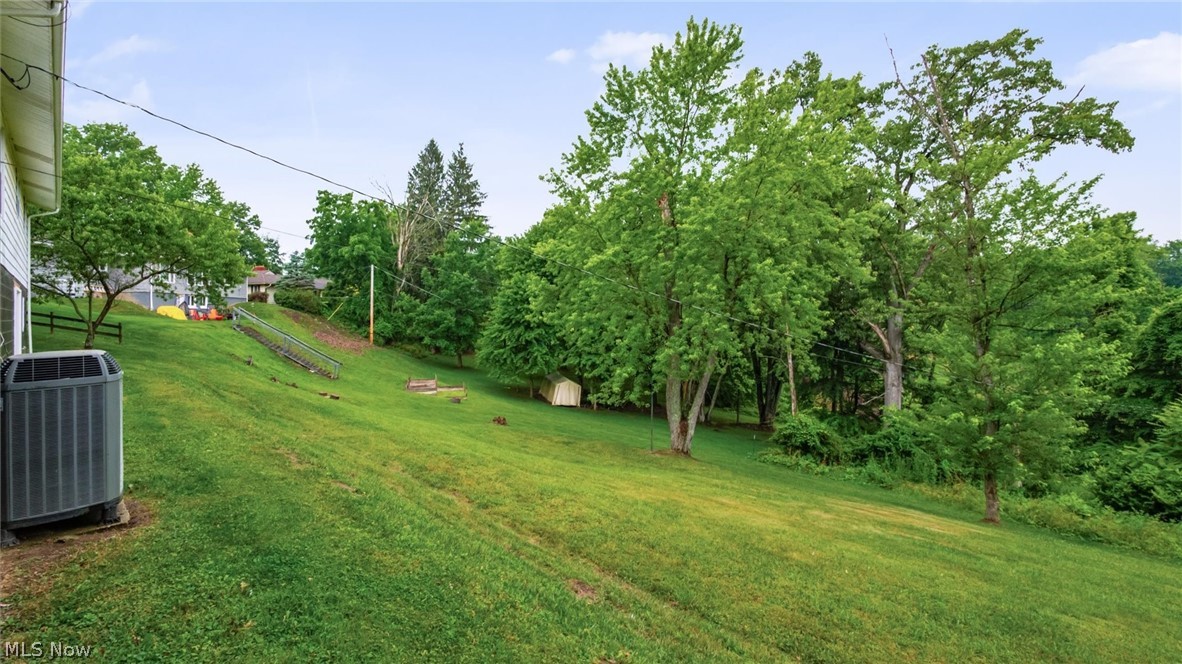 748 Ridgewood Drive Coshocton OH 43812