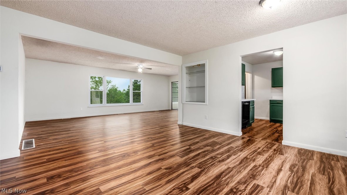 748 Ridgewood Drive Coshocton OH 43812