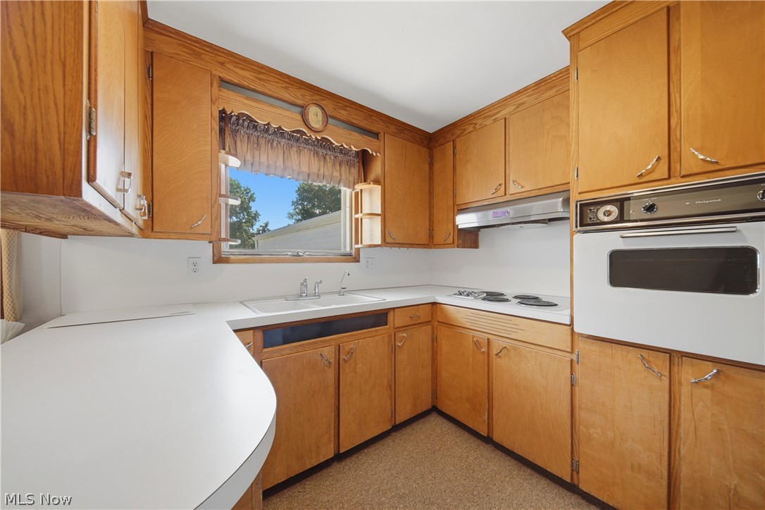 3304 Beverly Avenue NE Canton OH 44714