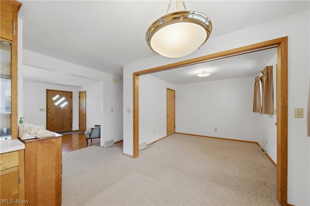 3304 Beverly Avenue NE Canton OH 44714