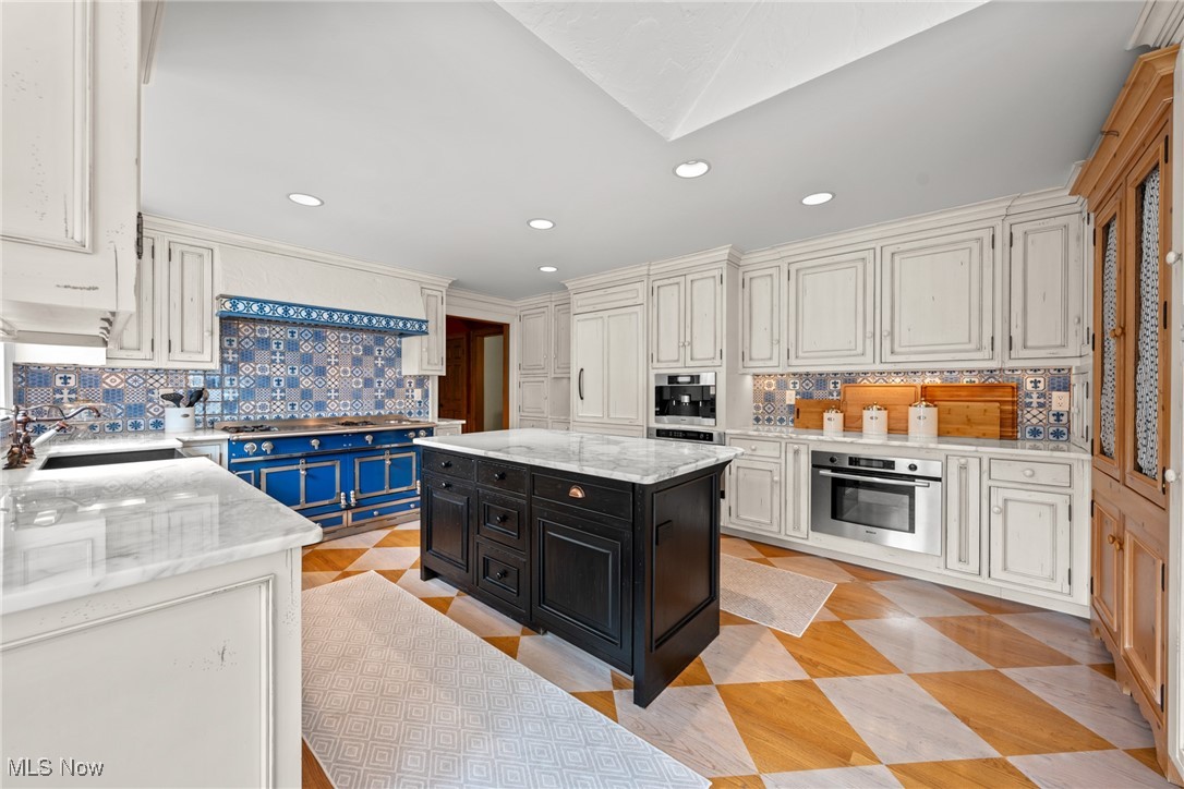 15157 Hemlock Point Road Chagrin Falls OH 44022