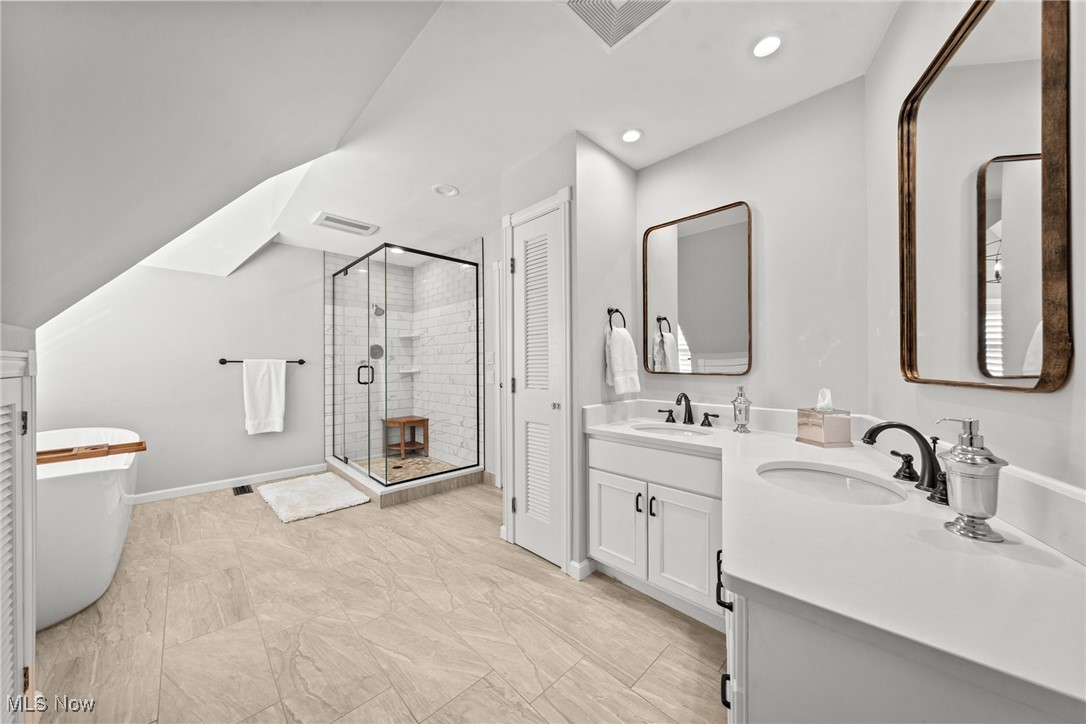 15157 Hemlock Point Road Chagrin Falls OH 44022