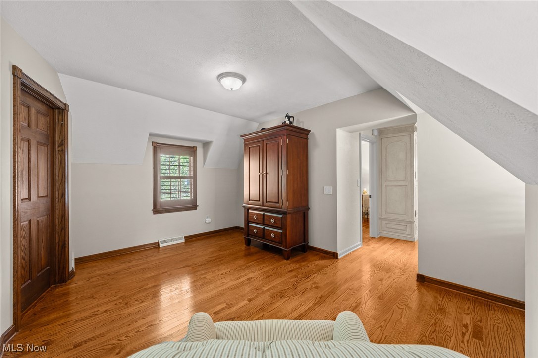 15157 Hemlock Point Road Chagrin Falls OH 44022