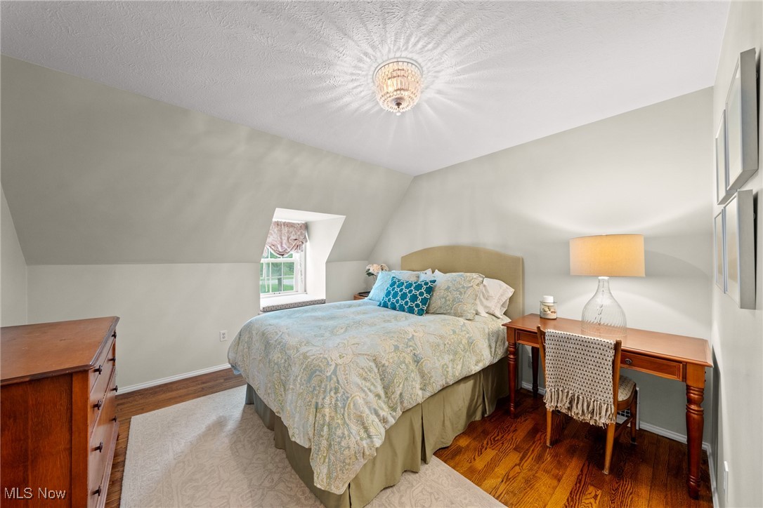 15157 Hemlock Point Road Chagrin Falls OH 44022