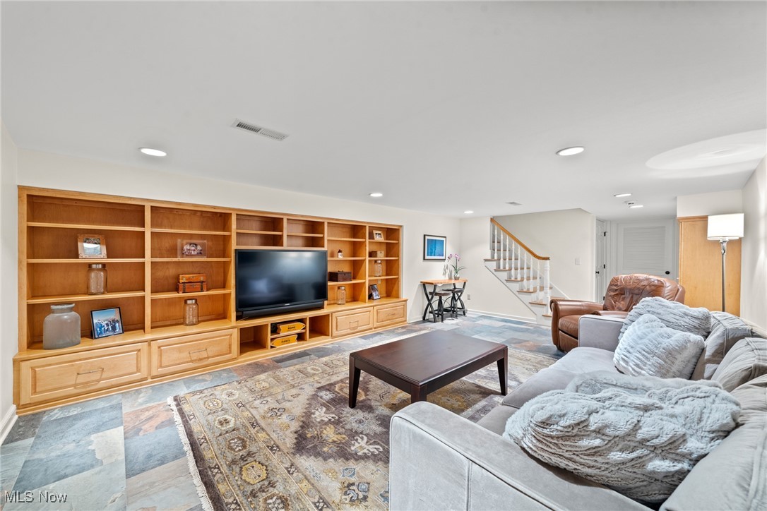 15157 Hemlock Point Road Chagrin Falls OH 44022