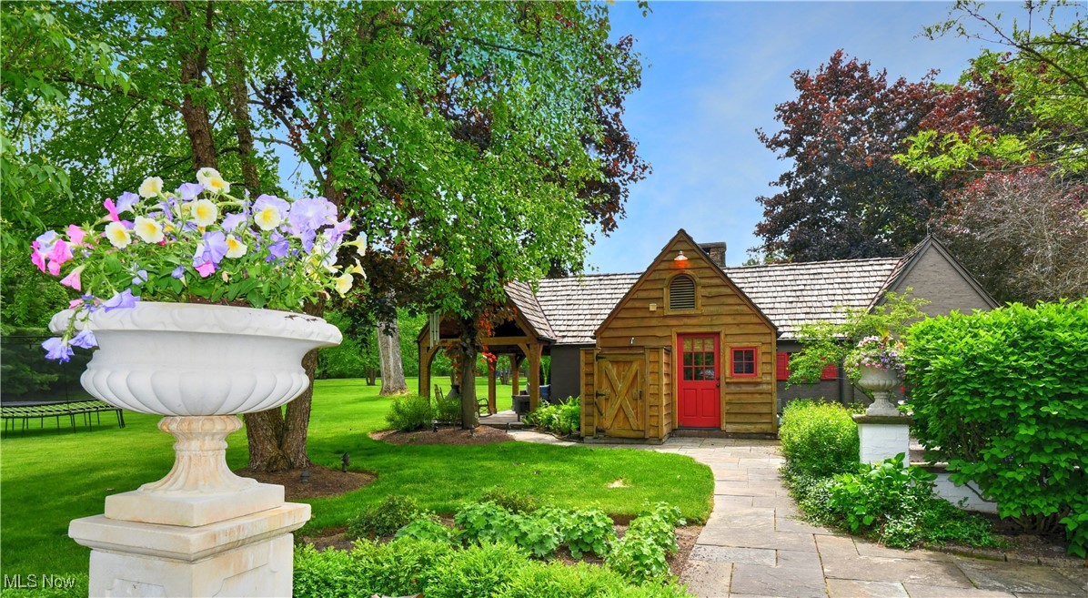 15157 Hemlock Point Road Chagrin Falls OH 44022