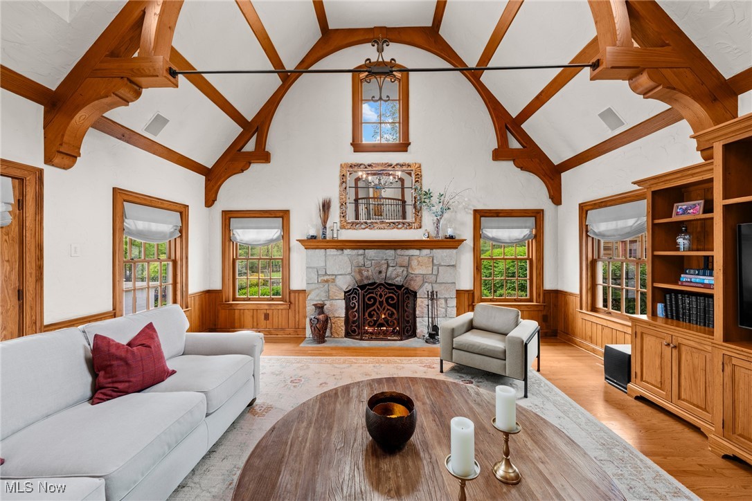 15157 Hemlock Point Road Chagrin Falls OH 44022