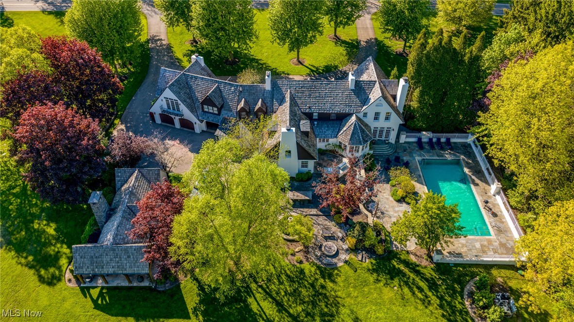 15157 Hemlock Point Road Chagrin Falls OH 44022