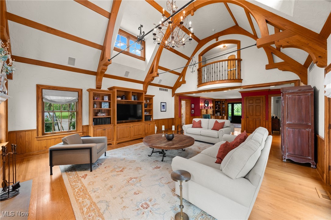 15157 Hemlock Point Road Chagrin Falls OH 44022