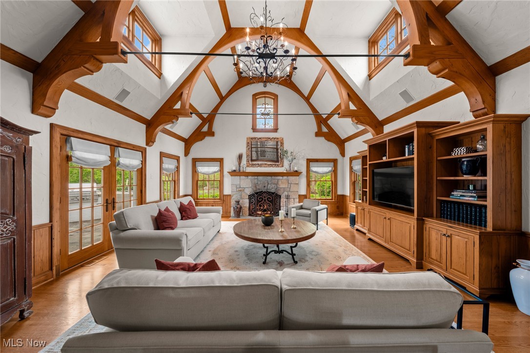 15157 Hemlock Point Road Chagrin Falls OH 44022