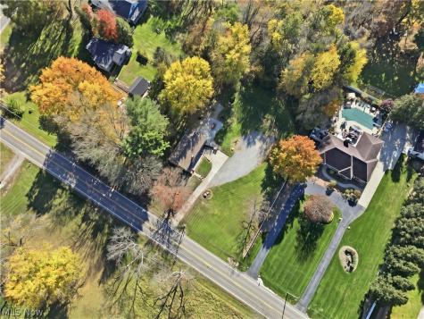 930 W Comet Road Clinton OH 44216