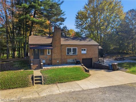 930 W Comet Road Clinton OH 44216