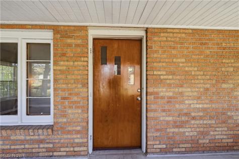 930 W Comet Road Clinton OH 44216