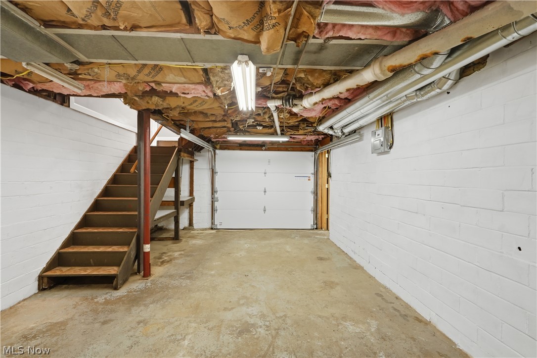 930 W Comet Road Clinton OH 44216