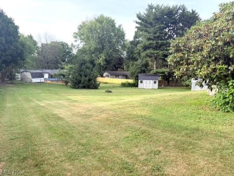 10457 Persimmon Street NW Canal Fulton OH 44614