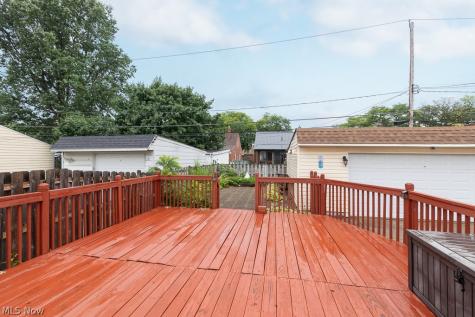 8812 Beech Avenue Brooklyn OH 44144