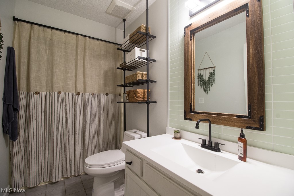 9304 Sunnyvale Court Mentor OH 44060