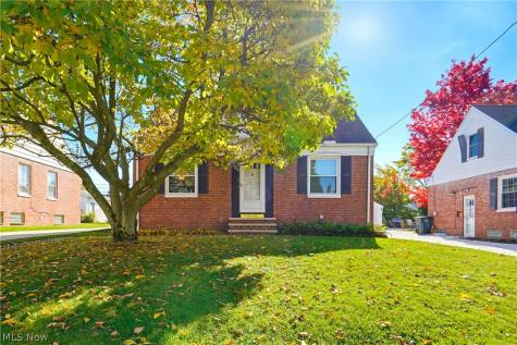 5180 Haverford Drive Lyndhurst OH 44124