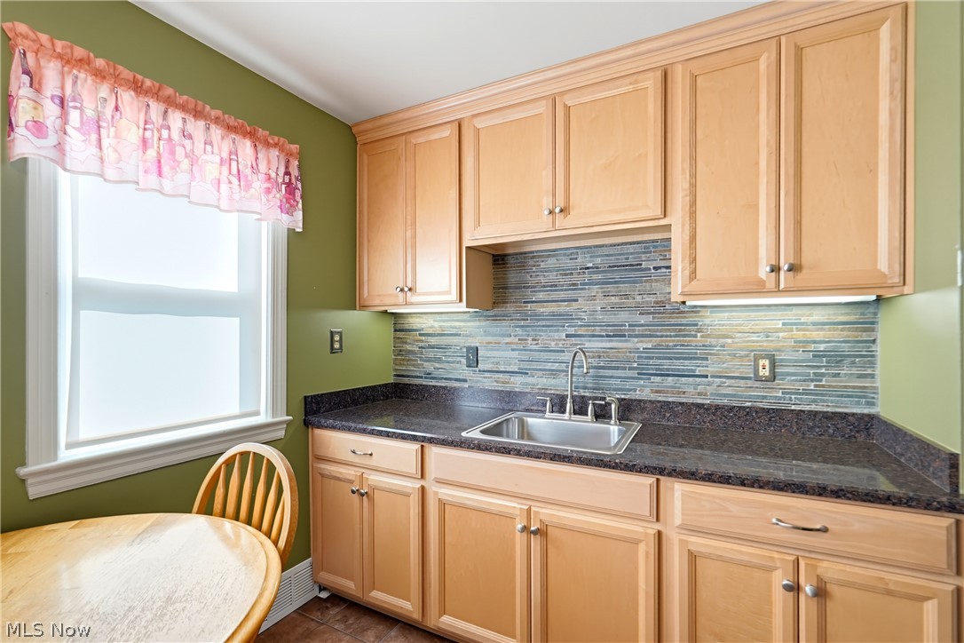 5180 Haverford Drive Lyndhurst OH 44124